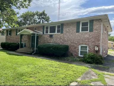 Main picture of 221 S Small Ave