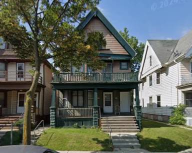 Main picture of 2413 N 37th St
