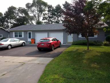 Main picture of 3413 Miller St