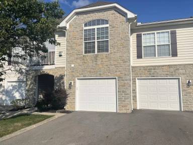 Main picture of 5584 Viningbrook Dr
