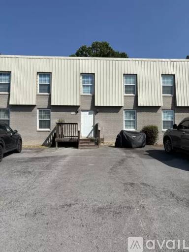 Main picture of 414 Maryville Hwy