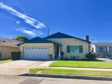Main picture of 5446 W 134th St