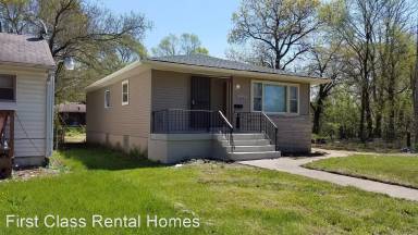 Main picture of 1069 Whitcomb St