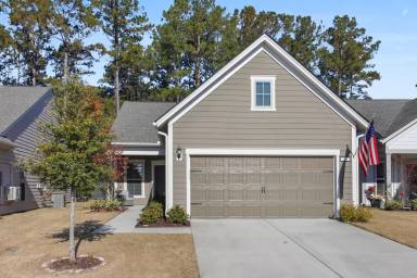 Main picture of 349 Springtime Ct
