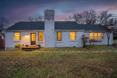 Main picture of 2314 Deerwood Dr
