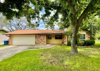 Main picture of 114 Cynthia Dr