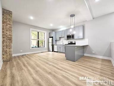 Main picture of 428-438 W Belden Ave