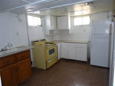 Main picture of 213 W 5th St