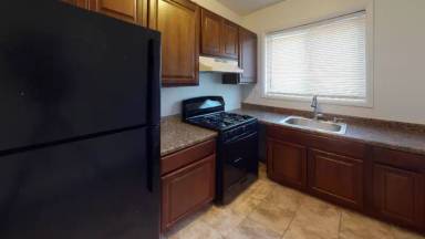 Main picture of 4951 G St SE