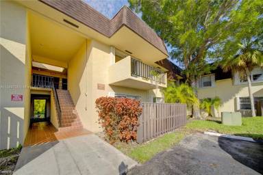 Main picture of HEATHER WALK CONDO
