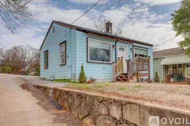 Main picture of 217 Rebecca St