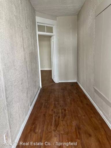 Main picture of 193 E 3rd St
