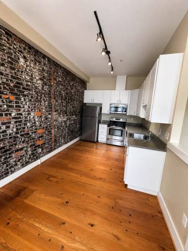 Main picture of 2021 SW Morrison St