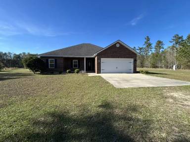 Main picture of 214 Hughes Loop NW