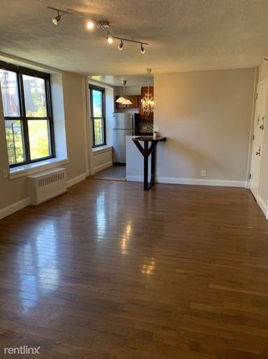 Main picture of 2211 Ditmas Ave