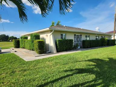 Main picture of 1621 SW Santa Barbara Pl