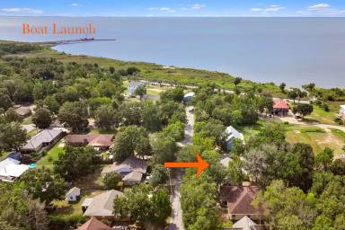 Main picture of 1705 Seagull Ave