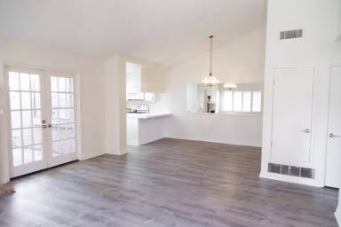 Main picture of 4496 Lubbock Dr