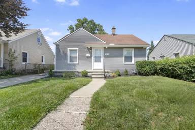 Main picture of 13748 Helen St