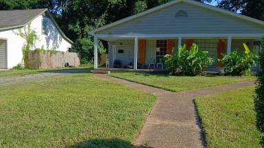 Main picture of 3115 Carnes Ave