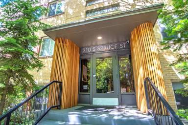 Main picture of 2315 W 2nd Ave