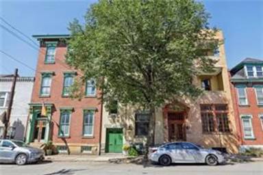 Main picture of 428 N Taylor Ave