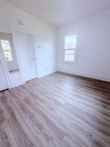 Main picture of 516 N Washington St