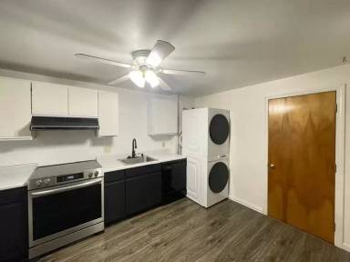 Main picture of Mast Yard West Condo