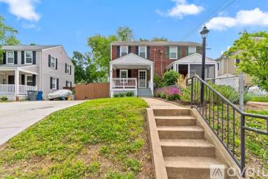 Main picture of 5857 Monticello Rd
