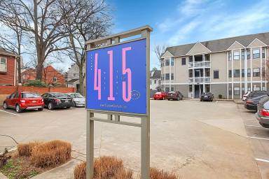 Main picture of 415 W 10th St