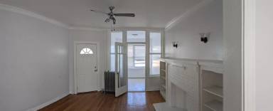 Main picture of 6928-30 S Green St