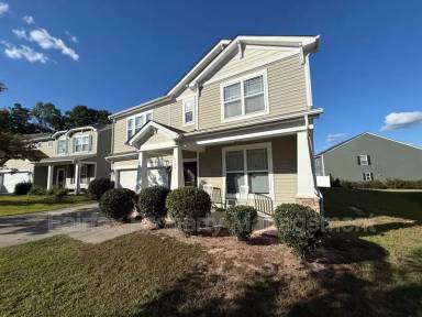 Main picture of 127 Rosebud Ln
