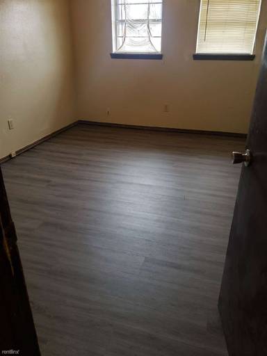 Main picture of 4904 S Karen St