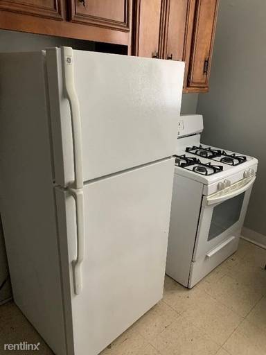 Main picture of 1739 E 75th St