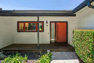 Main picture of 175 E Creek Dr