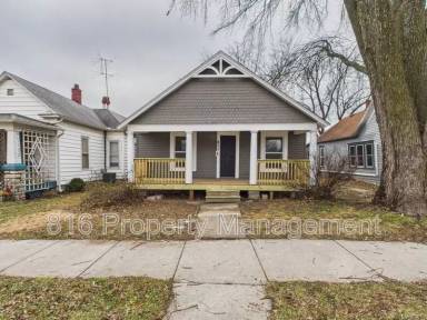 Main picture of 411 Main St