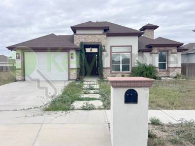 Main picture of 2705 Tassajara St