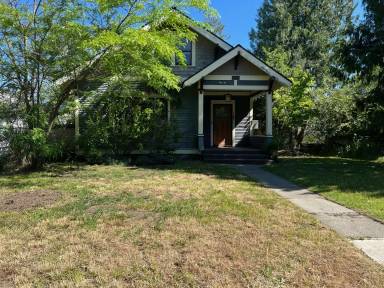 Main picture of 620 W Providence Ave