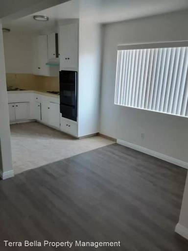 Main picture of 920 N Inglewood Ave