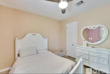 Main picture of 11308 Savin Hill Ln