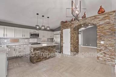 Main picture of 1616 W Minton St