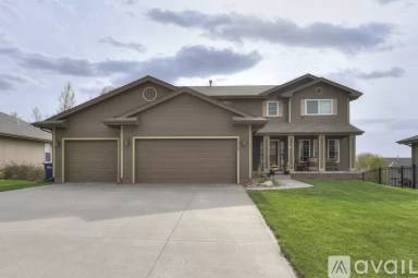 Main picture of 13702 S 43rd St