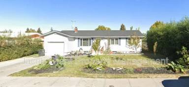 Main picture of 1607 Halsey St