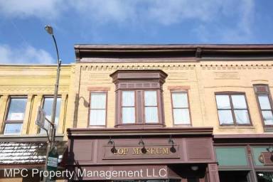 Main picture of 527 Milwaukee Ave