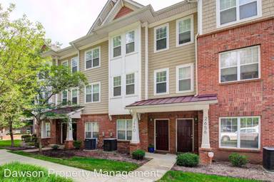 Main picture of 2660 Weddington Ave