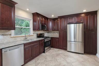 Main picture of 420 Villanova Rd