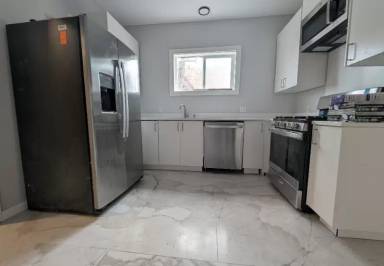 Main picture of 2603 N Richards St