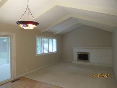 Main picture of 1085 Austin Way