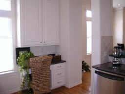 Main picture of 1325 W Clay St