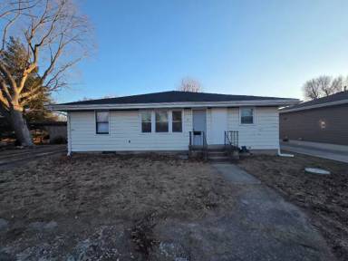 Main picture of 301 Palmer Ave